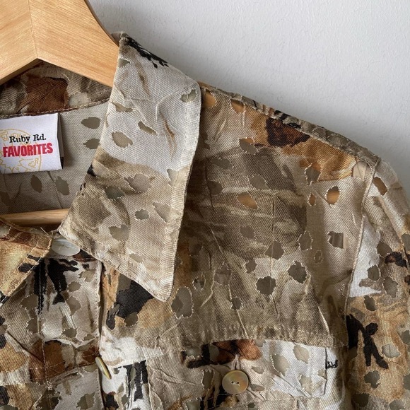 Ruby Rd Blouse Womens Medium Camo Hunting Camp Outdoors Longsleeve Button Down - Picture 7 of 11
